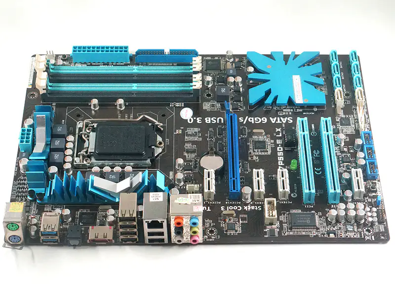Základní deska Asus P7P55D-E LX LGA1156 P55